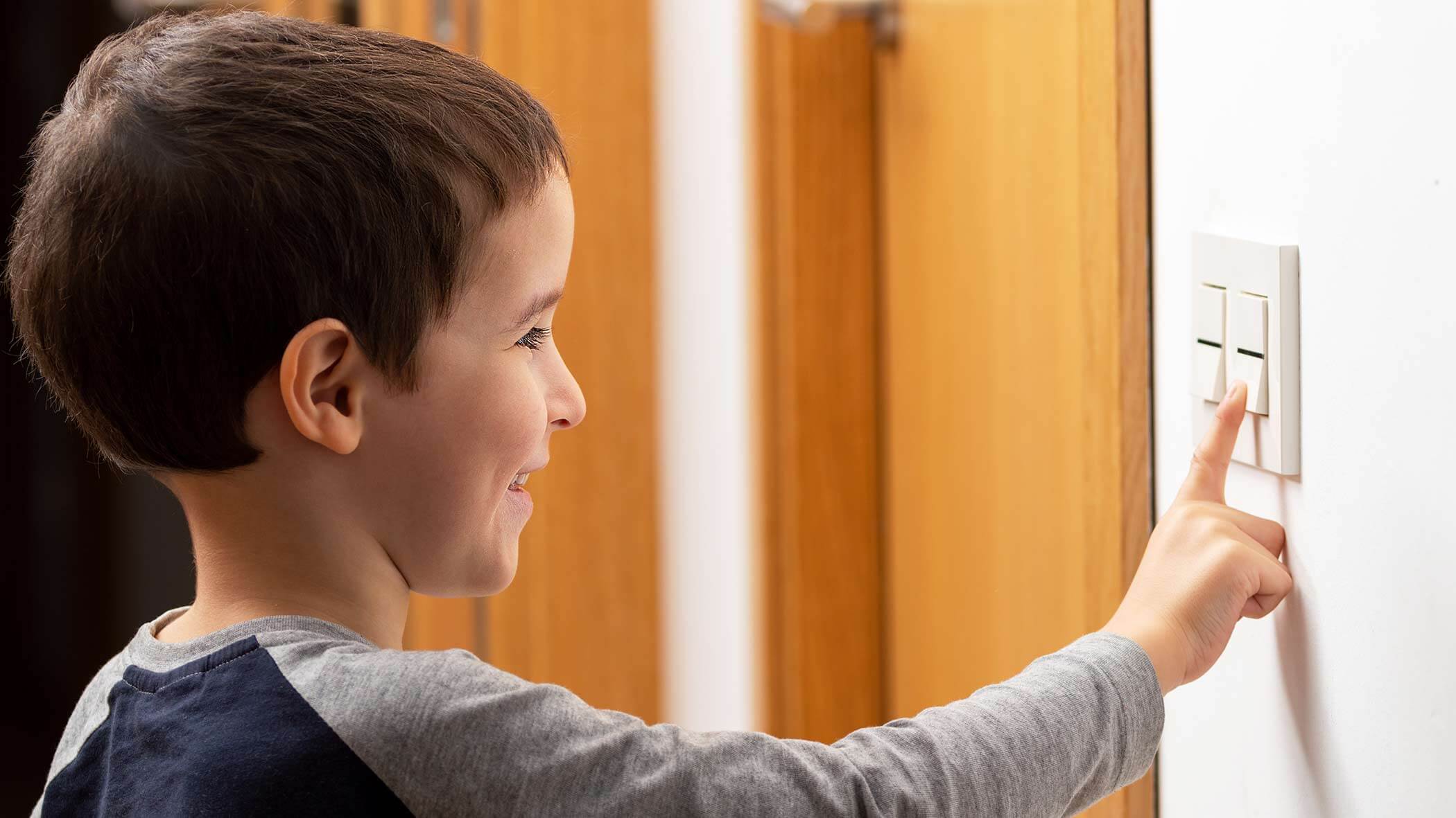 Wie kann ich den Energieverbrauch im Hotel reduzieren?